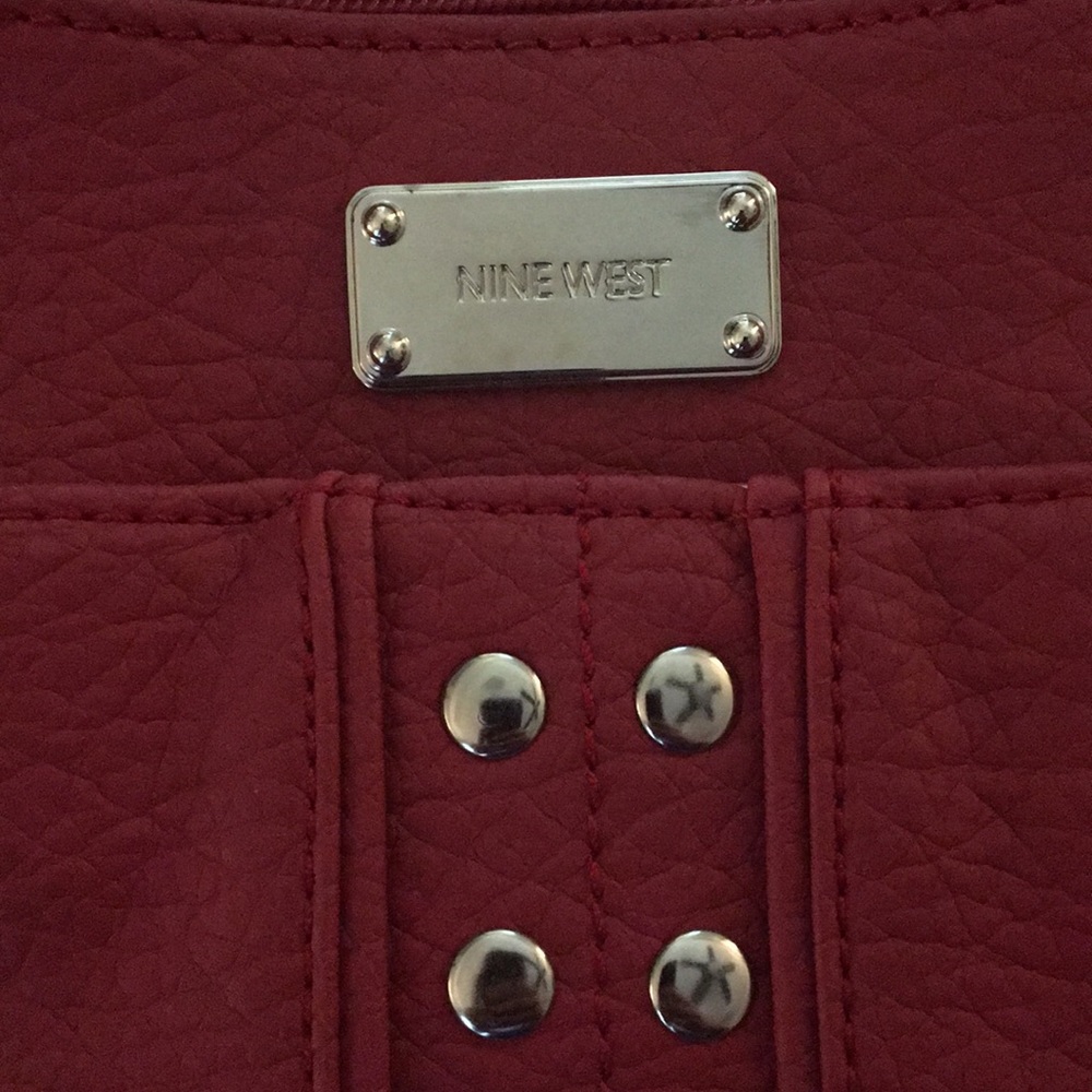 Small Hand Purse - Picture 4 of 7
